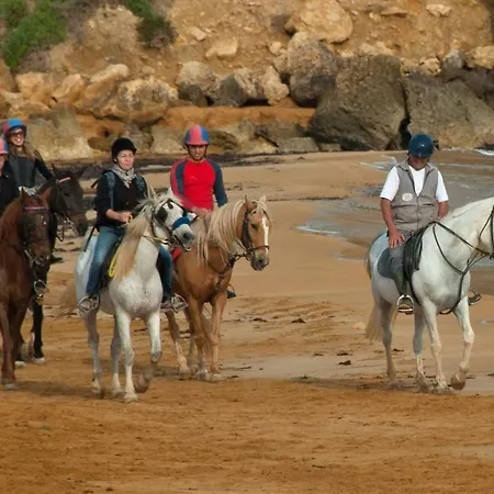 Seaview, Valley, Village, Your Cosy المليحة